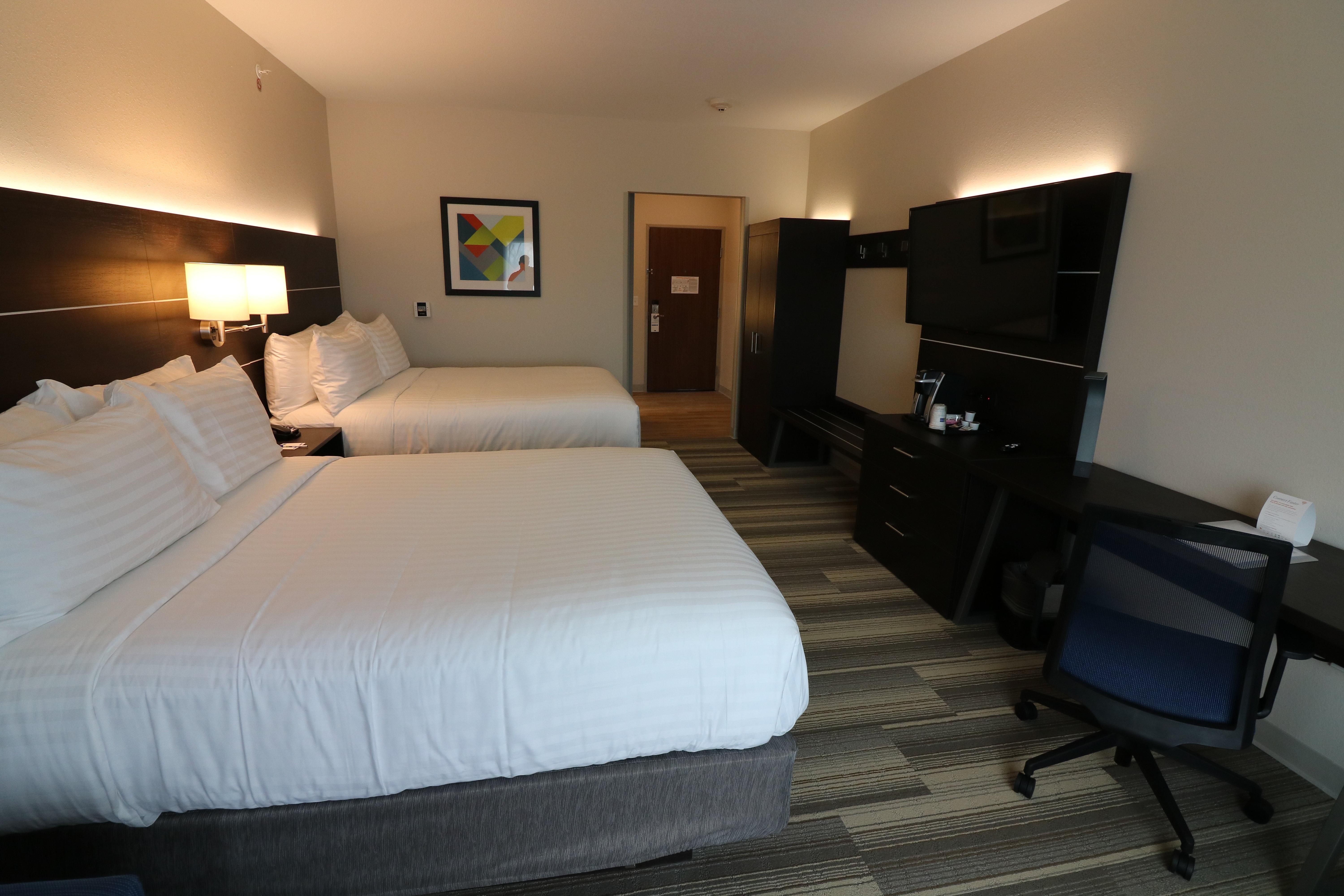 Holiday Inn Express & Suites - Coffeyville, An Ihg Hotel Buitenkant foto